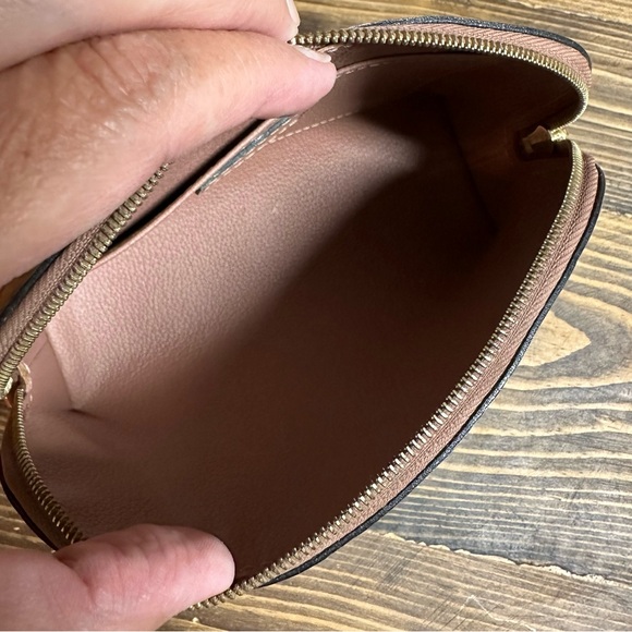 Louis Vuitton mauve Monogram cosmetic bag - Picture 6 of 14